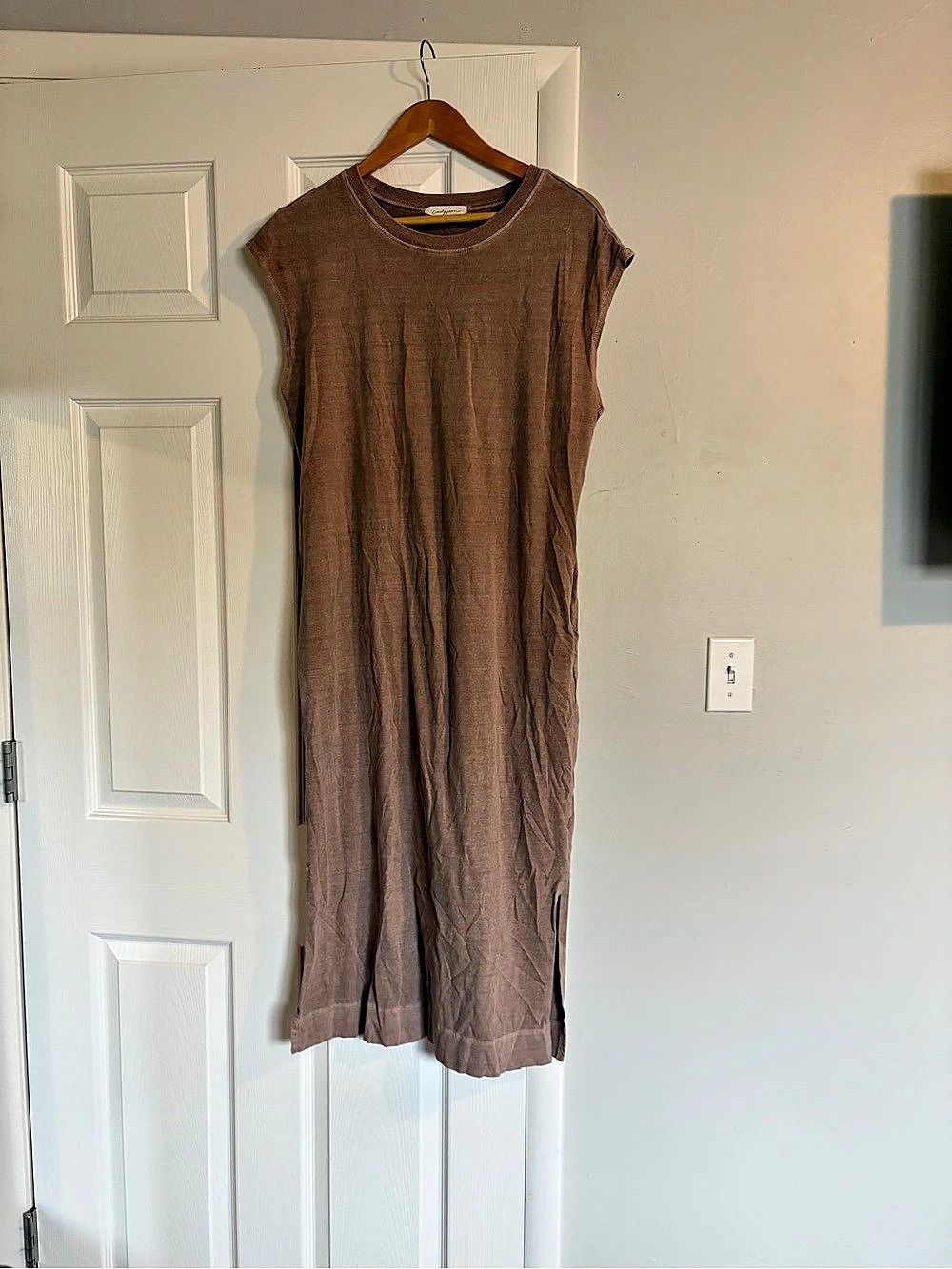 Carly Jean Brown/Mocha Maxi Dress Size Medium Like New
